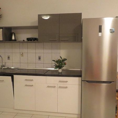 Modra Kuca Appartement Mandre Buitenkant foto