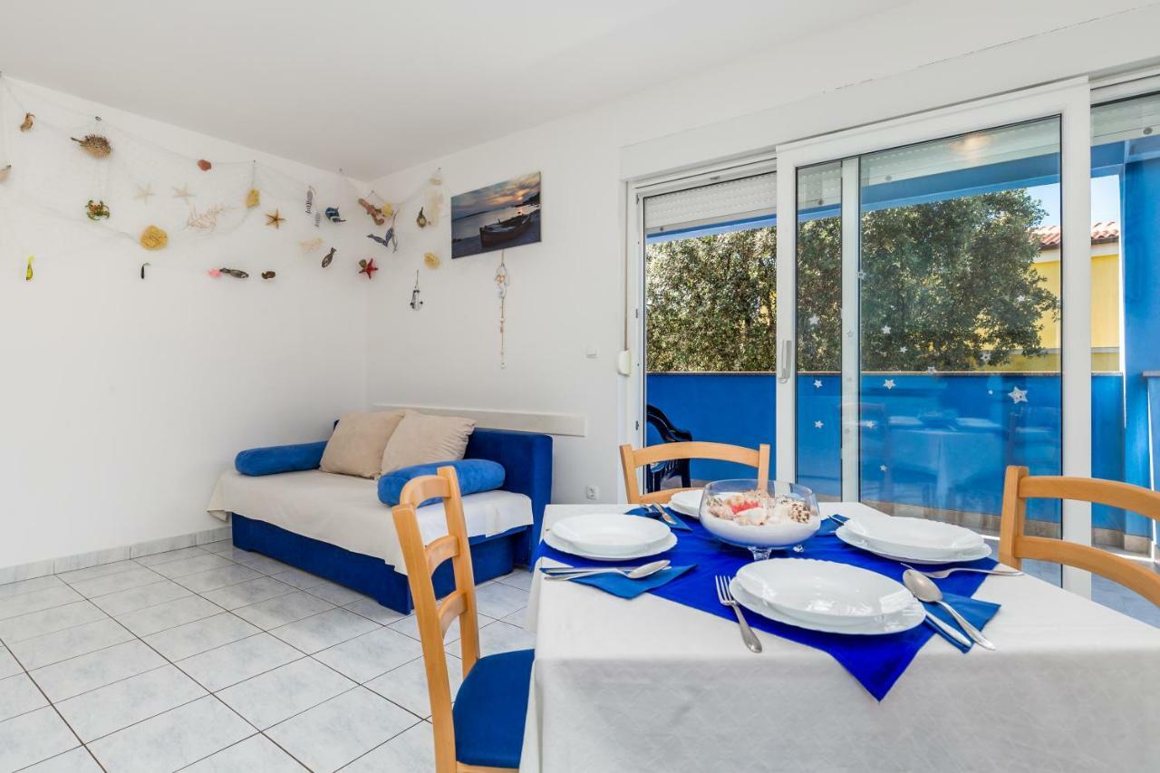 Modra Kuca Appartement Mandre Buitenkant foto